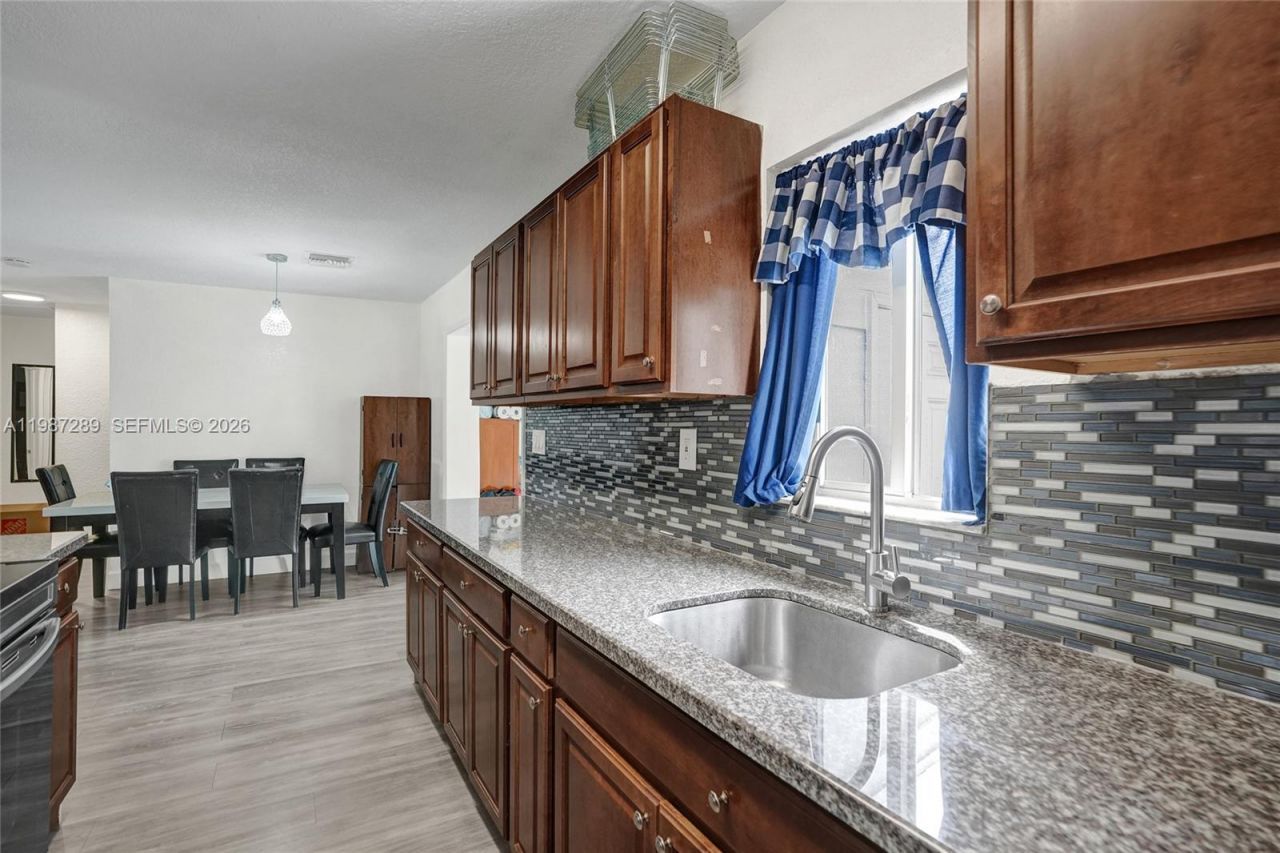 3320 NW 18th St, Lauderhill, FL 33311 Photo