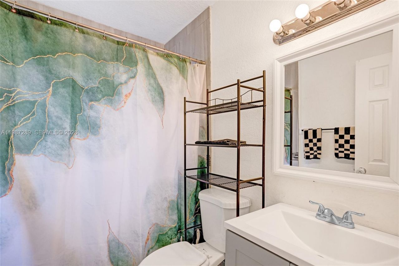 3320 NW 18th St, Lauderhill, FL 33311 Photo