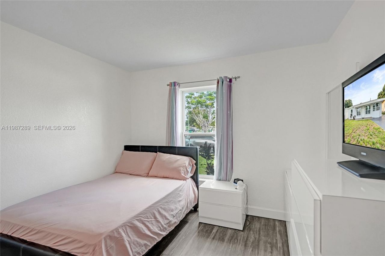 3320 NW 18th St, Lauderhill, FL 33311 Photo