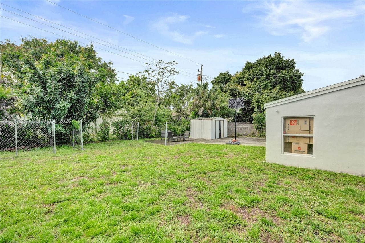 3320 NW 18th St, Lauderhill, FL 33311 Photo