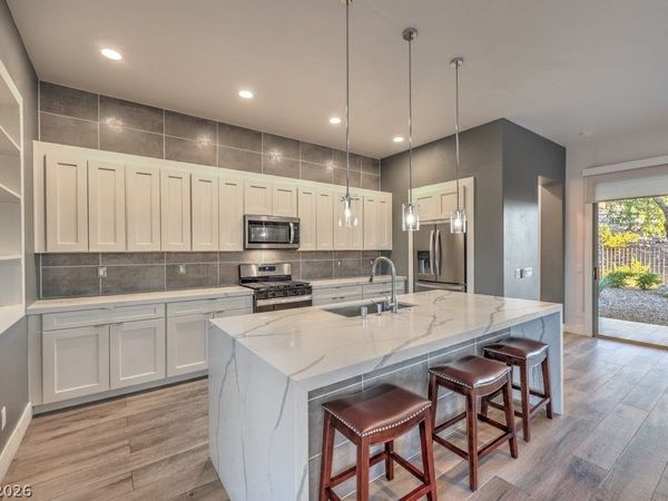 23 Gladewater Drive , Henderson, NV 89052