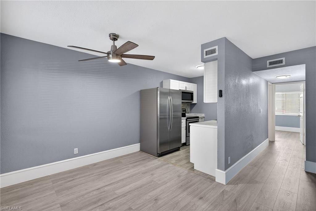 4617 Bayshore Dr, Unit H4, Naples, FL 34112 Photo
