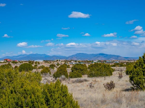 63 Crazy Rabbit , Santa Fe, NM 87508