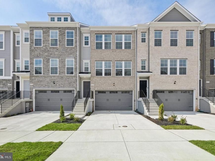 2912 Lewis And Clark Avenue , Upper Marlboro, MD 20774 Main Photo