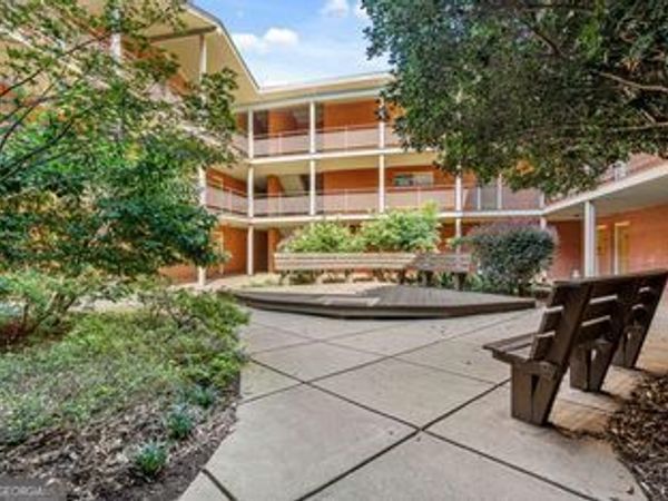250 Little Street, Unit APT B102, Athens, GA 30605