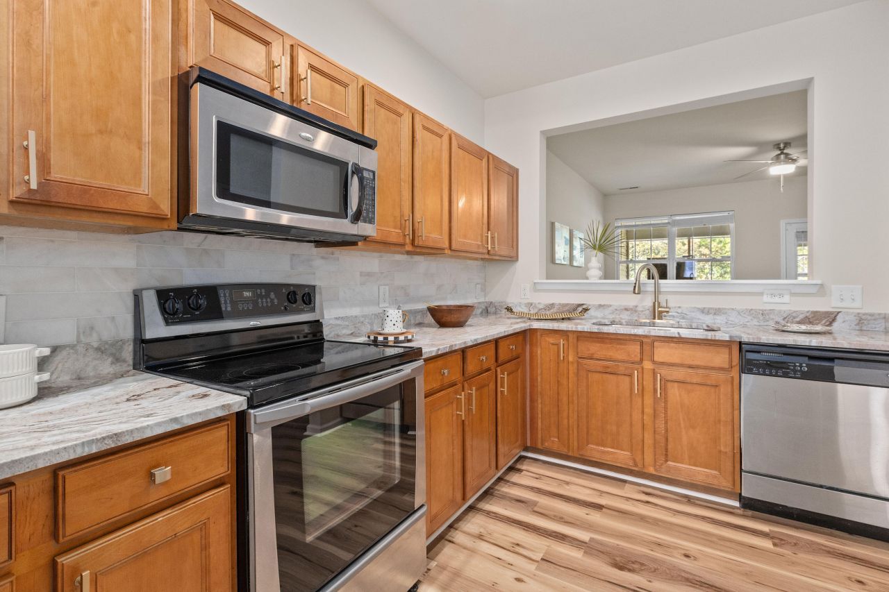 325 Flyway Road Photo 16