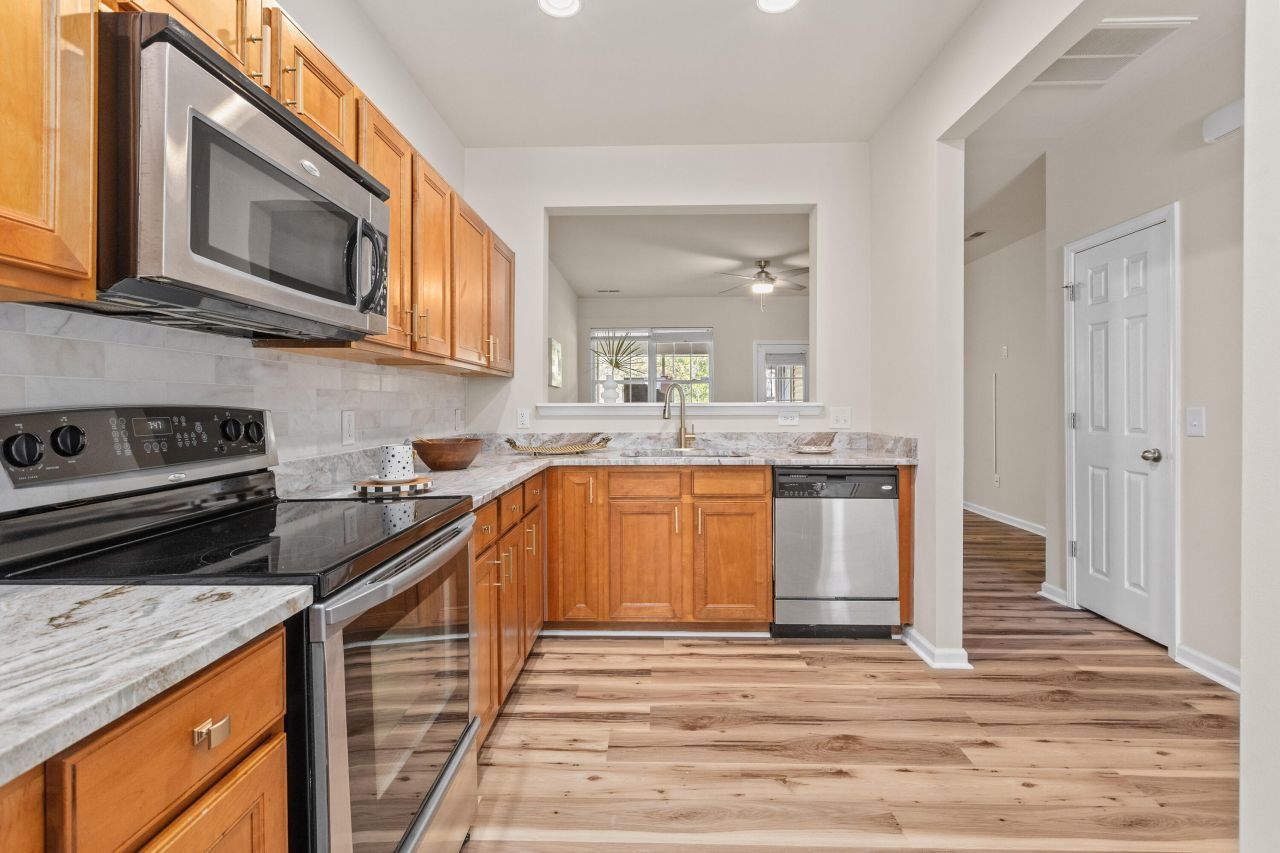 325 Flyway Road Photo 19