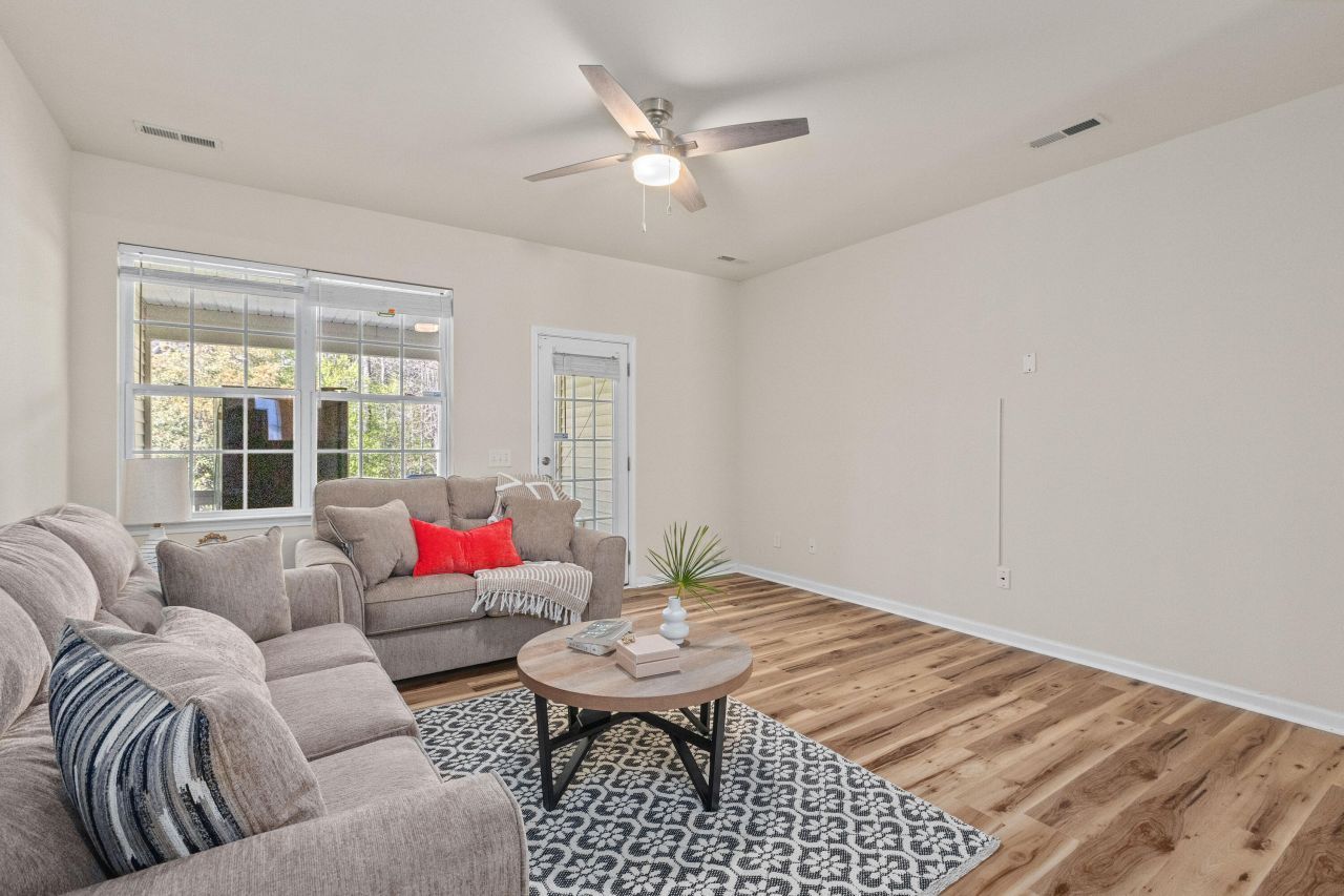 325 Flyway Road Photo 20