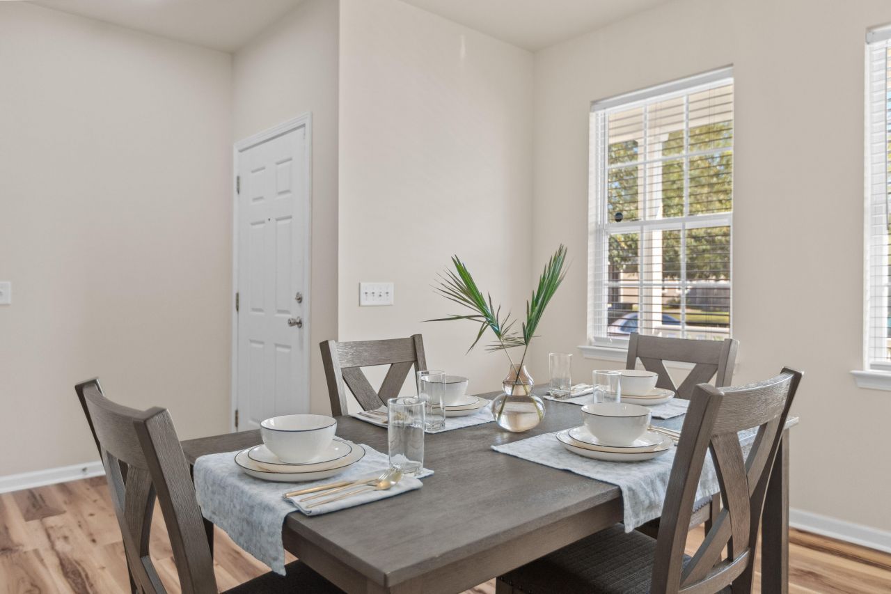 325 Flyway Road Photo 23