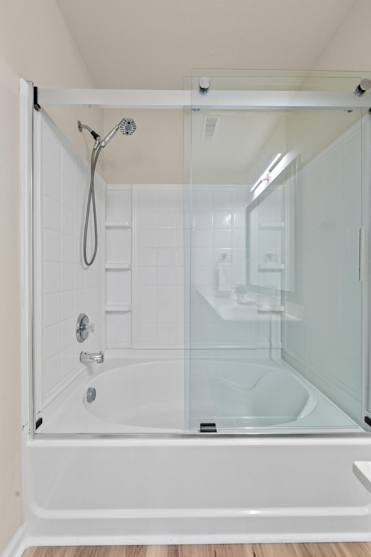 325 Flyway Road Photo 27