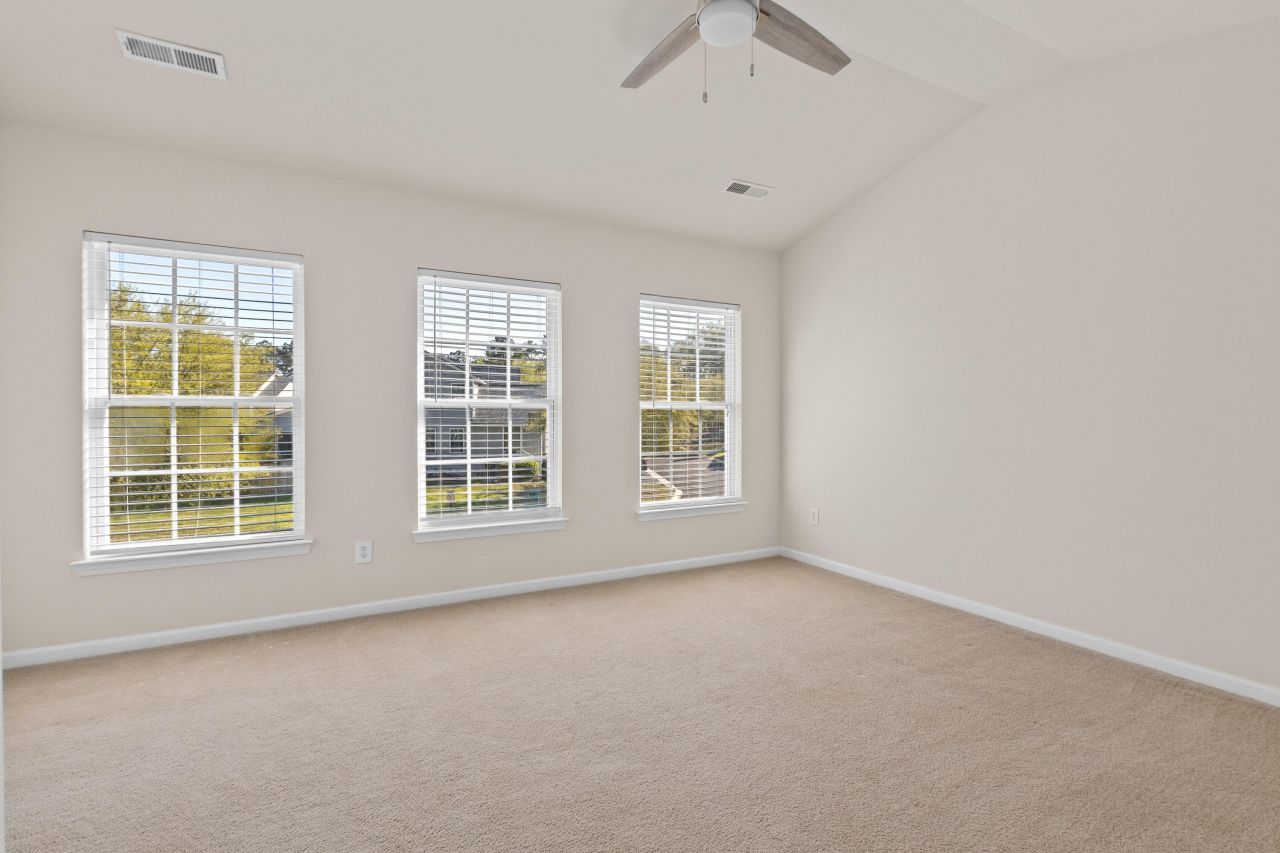 325 Flyway Road Photo 33