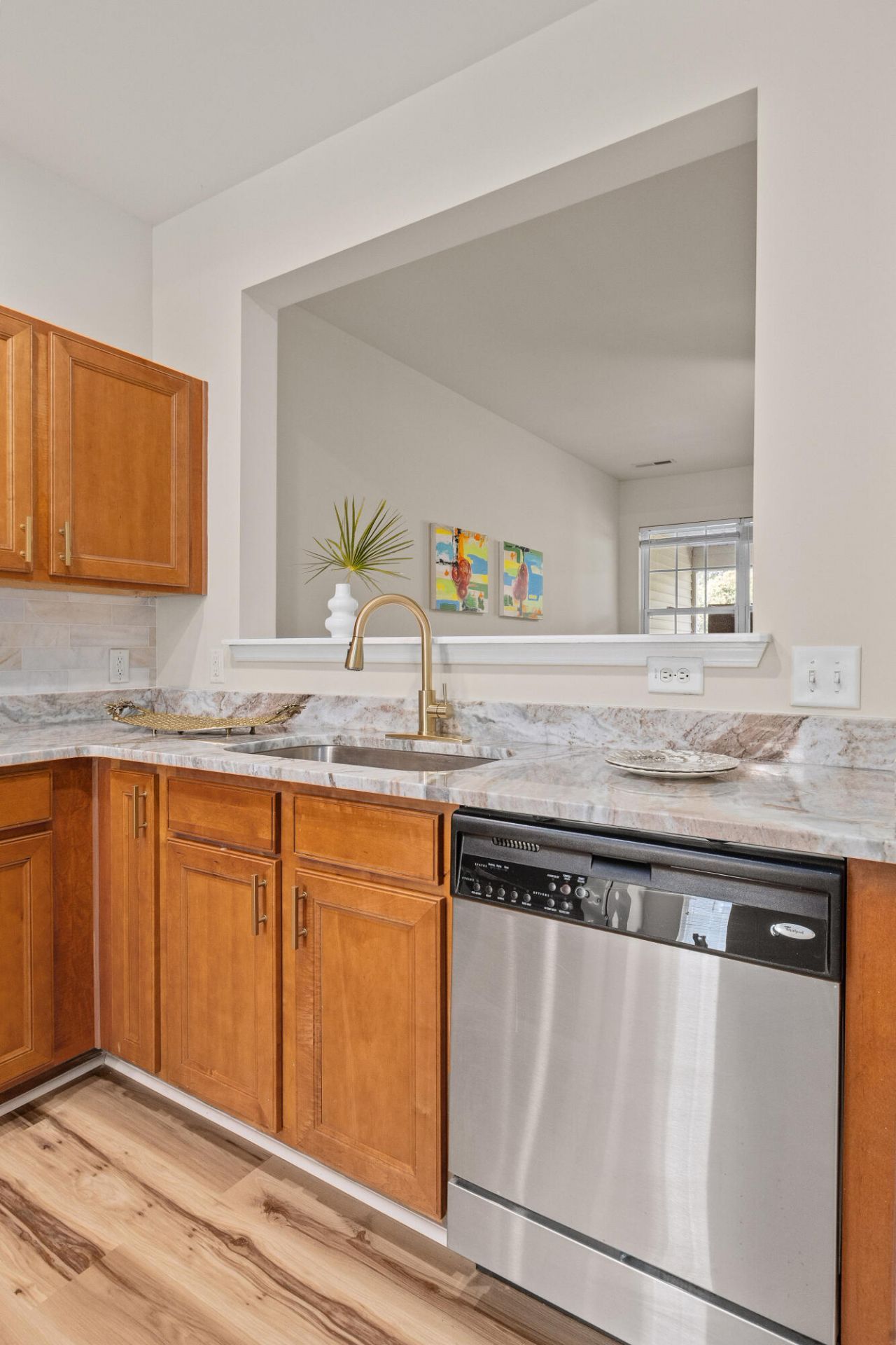 325 Flyway Road Photo 6