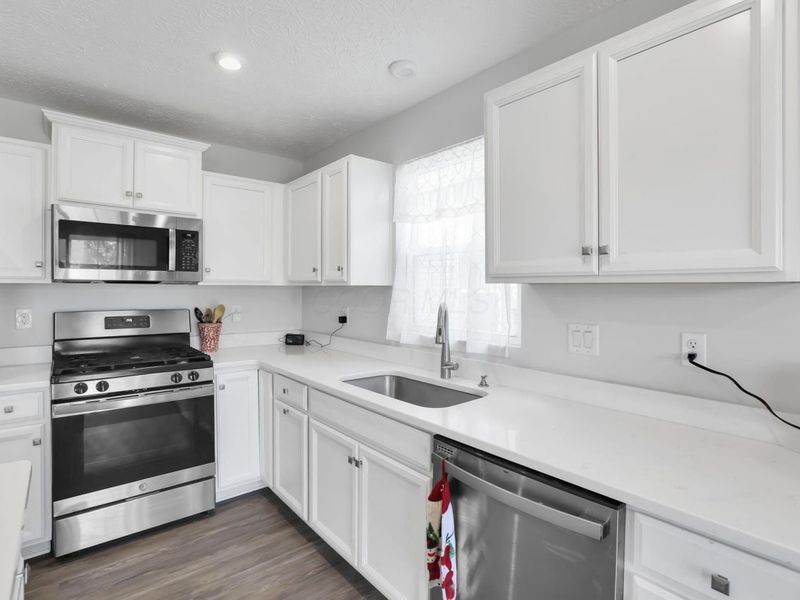 6575 Turning Stone Loop , Canal Winchester, OH 43110 Photo 16