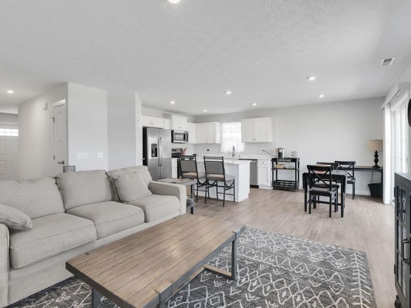 6575 Turning Stone Loop , Canal Winchester, OH 43110 Photo 8