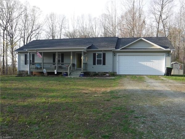 127 Keegan Lane , Denton, NC 27239