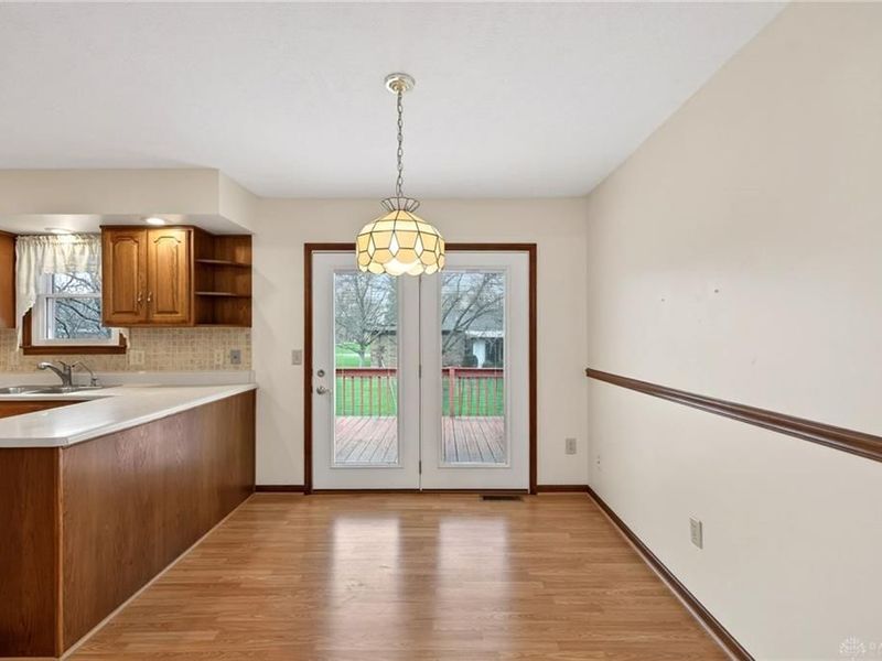 2255 Monterey Drive, Xenia, OH 45385 Photo 12