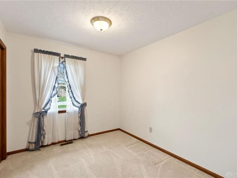 2255 Monterey Drive, Xenia, OH 45385 Photo 25