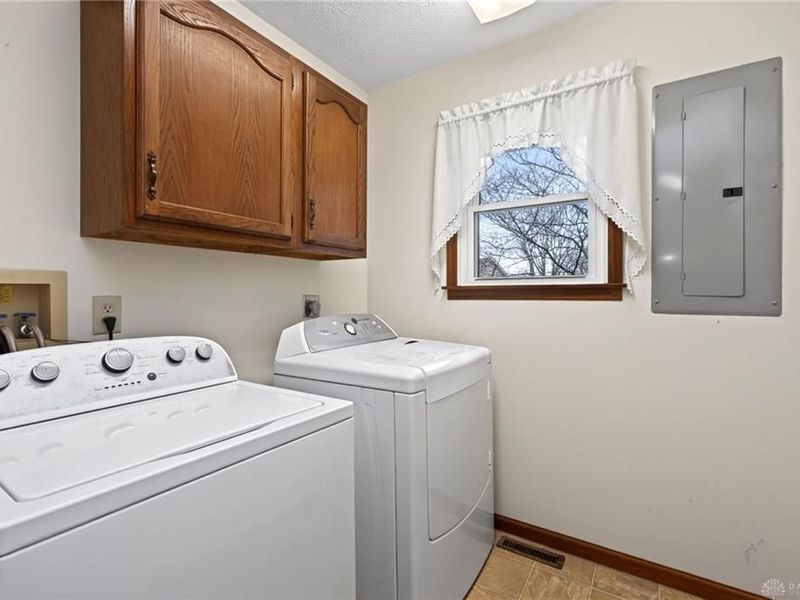 2255 Monterey Drive, Xenia, OH 45385 Photo 32