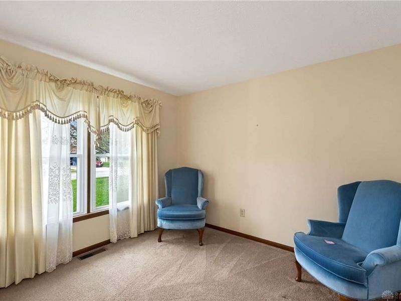 2255 Monterey Drive, Xenia, OH 45385 Photo 7