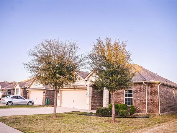 13649 Helix Bridge Way, Crowley, TX 76036