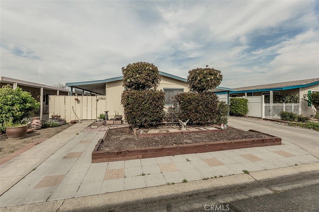 17423 Bluewater Bay Lane, Friant, CA 93626 Main Photo