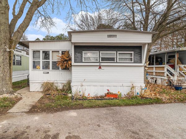 3527 Hoyt Street, Unit 81, Norton Shores, MI 49444