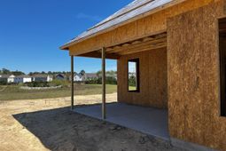 2181 Allan Crest Road photo 4