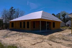 2181 Allan Crest Road photo 4