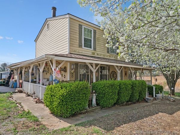 22352 W Coyote Trail, Sand Springs, OK 74063