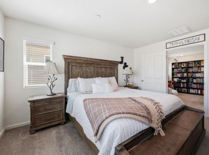 3730 Roseparke Way, Sacramento, CA 95834 Photo