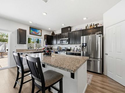 3730 Roseparke Way, Sacramento, CA 95834 Photo