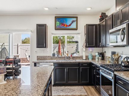 3730 Roseparke Way, Sacramento, CA 95834 Photo