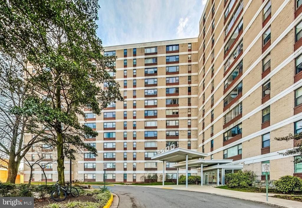 4600 Duke Street, Unit 603, Alexandria, VA 22304 Main Photo