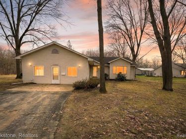 42645 Riggs Road, Van Buren Twp, MI 48111