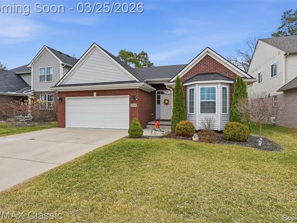 9260 Liberty Court, Livonia, MI 48150