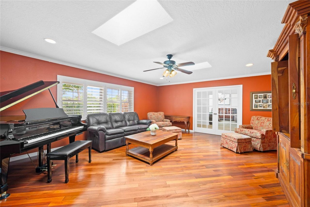 305 Palm Springs Drive, Longwood, FL 32750 Photo