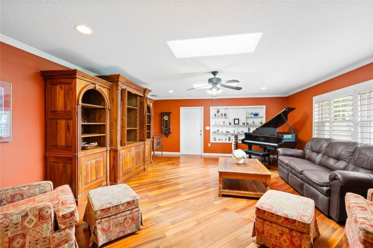 305 Palm Springs Drive, Longwood, FL 32750 Photo