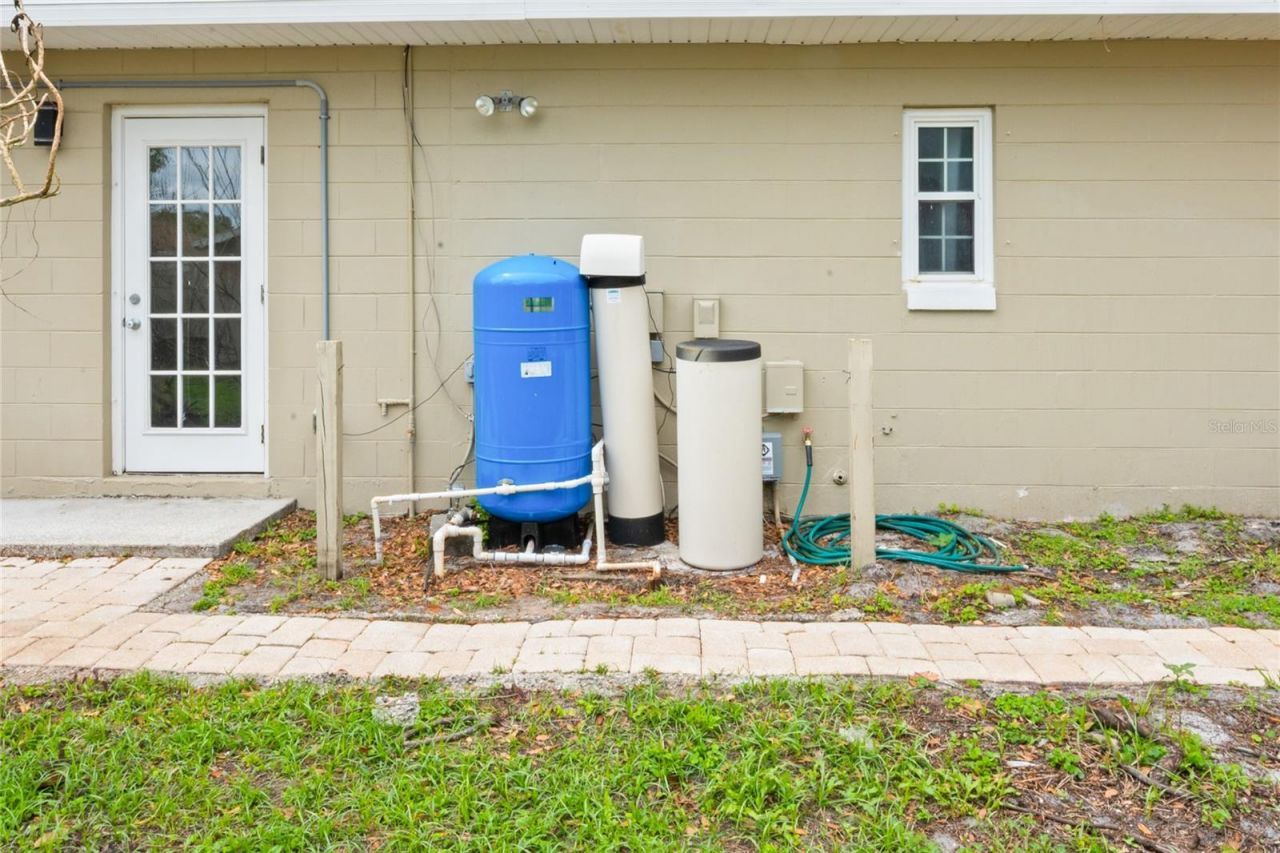 305 Palm Springs Drive, Longwood, FL 32750 Photo