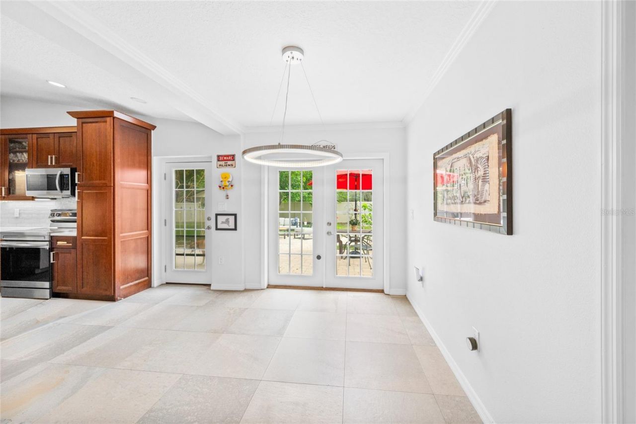 305 Palm Springs Drive, Longwood, FL 32750 Photo