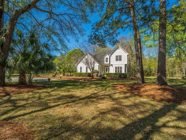 3930 Colonel Vanderhorst Circle, Mount Pleasant, SC 29466