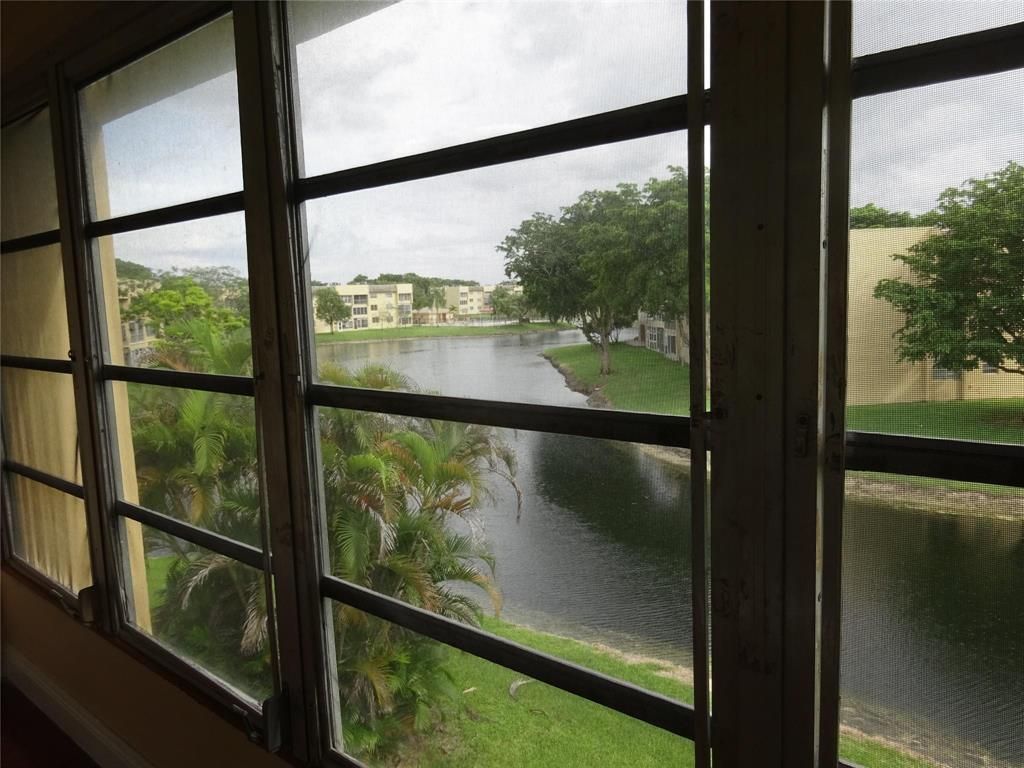 6050 NW 64th Avenue, Unit 307, Tamarac, FL 33319 Photo