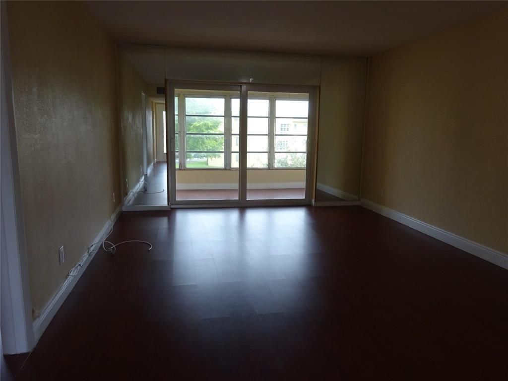 6050 NW 64th Avenue, Unit 307, Tamarac, FL 33319 Photo