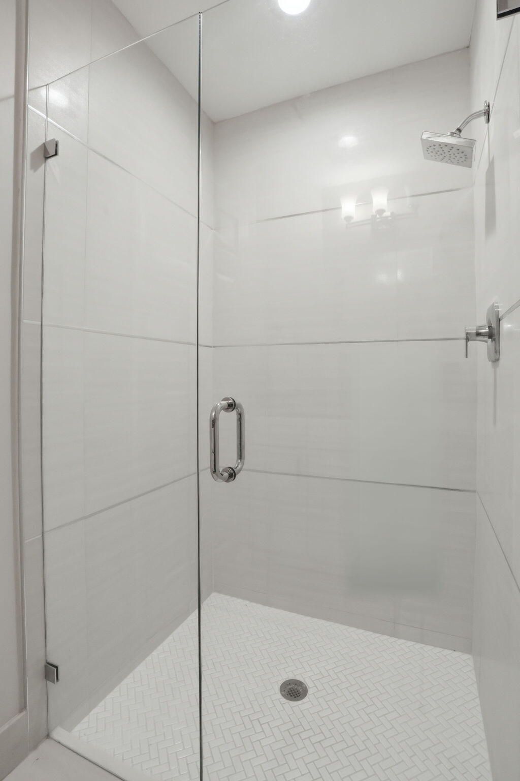 2001 Embassy Drive, West Palm Beach, FL 33401 Photo