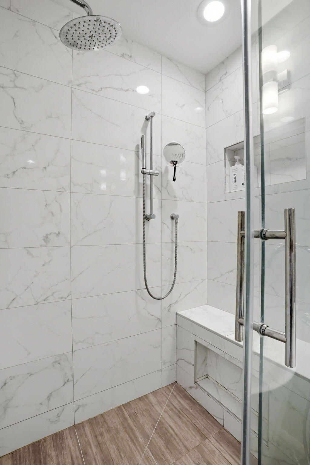 2001 Embassy Drive, West Palm Beach, FL 33401 Photo