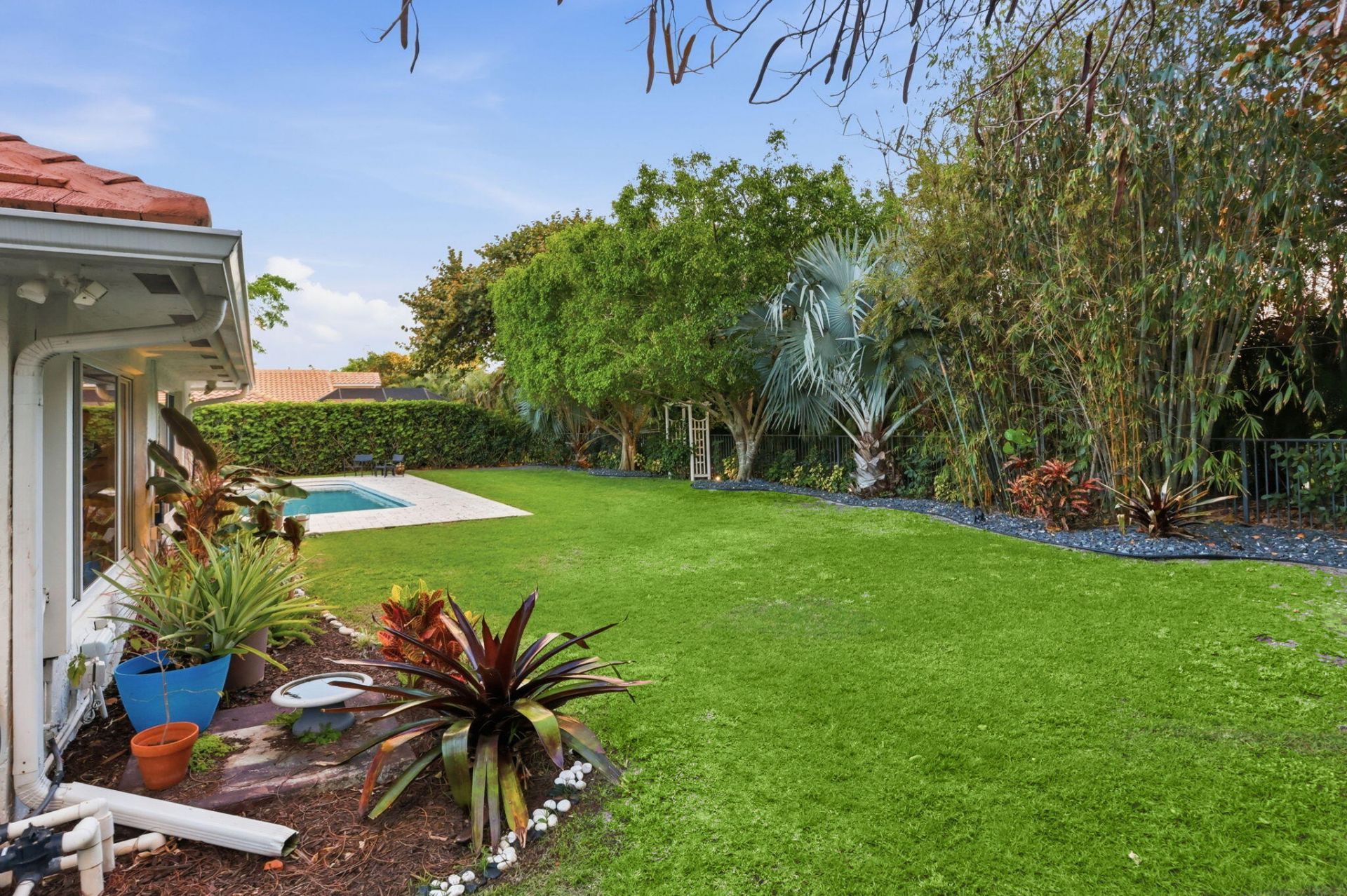 2001 Embassy Drive, West Palm Beach, FL 33401 Photo