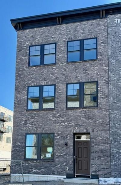 838 Woodlawn Avenue , Saint Paul, MN 55116 Main Photo