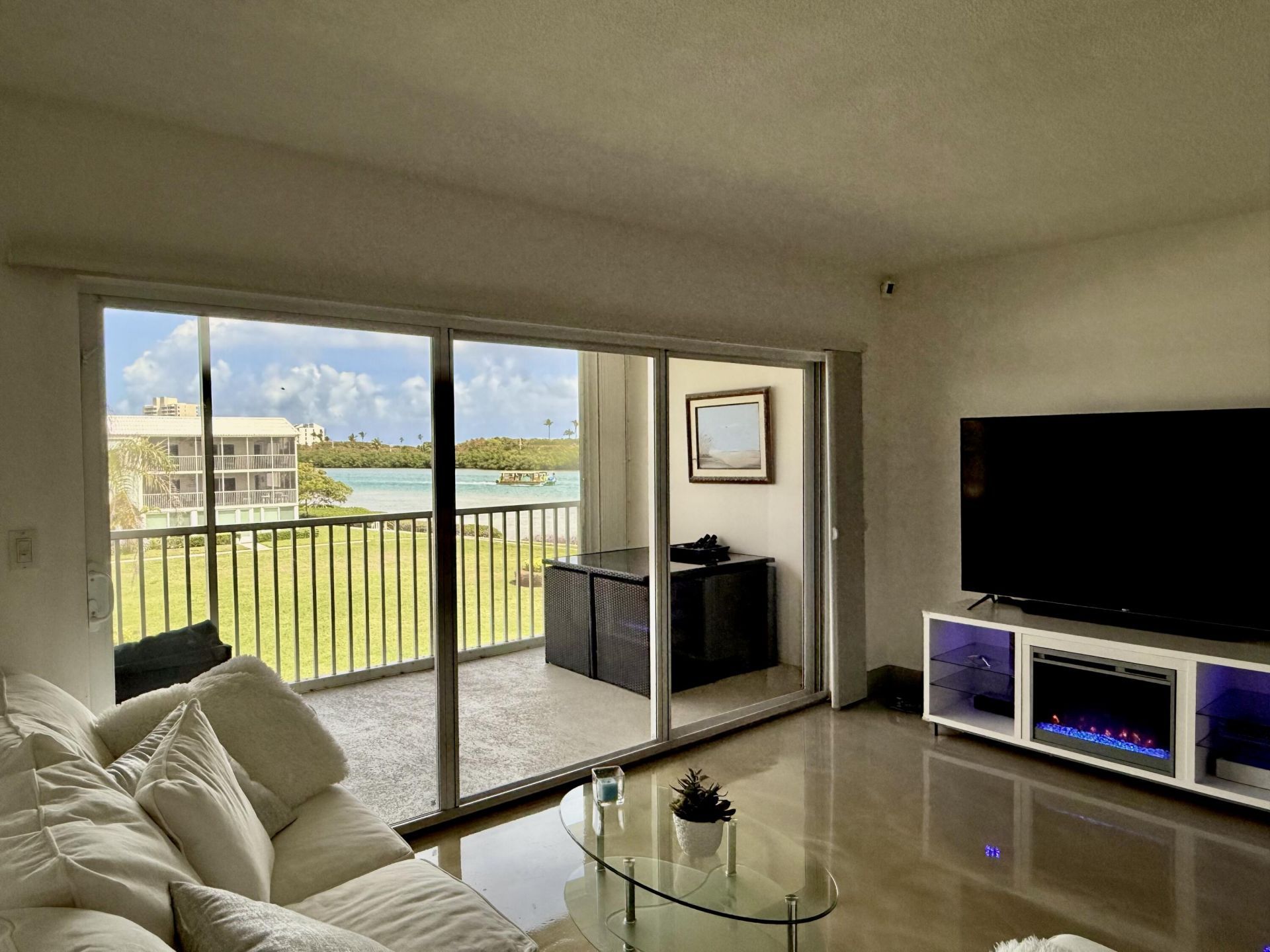 100 Waterway Road, Unit E305, Tequesta, FL 33469 Photo