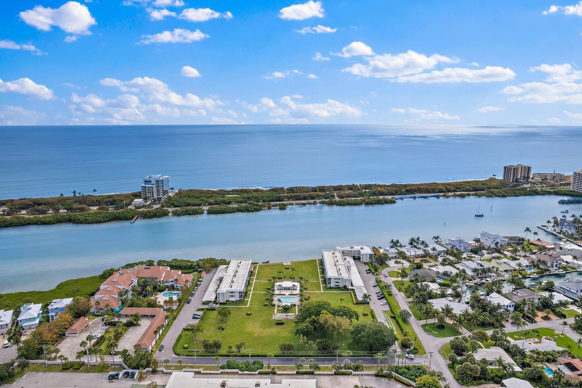 100 Waterway Road, Unit E305, Tequesta, FL 33469 Photo