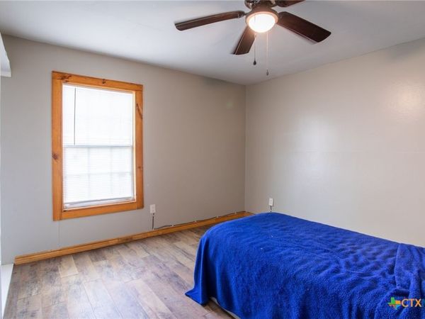 2203 E Trinity Street , Victoria, TX 77901