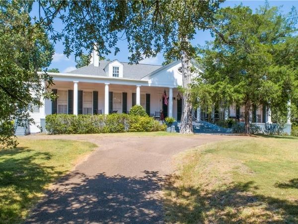131 WINCHESTER Road, Natchez, MS 39120